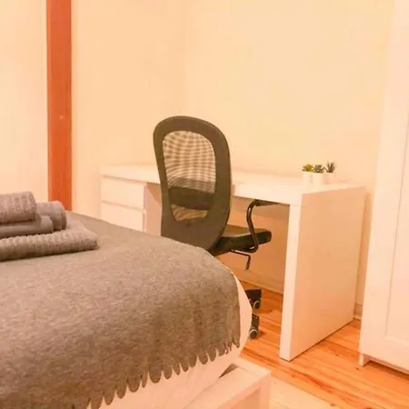 Spacious Alameda *