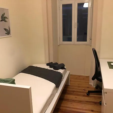 Spacious Alameda *