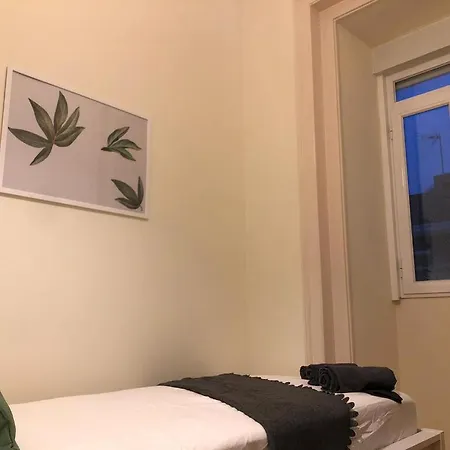 Spacious Alameda Homestay *