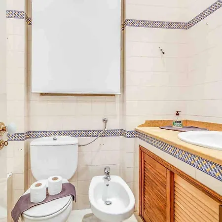 Spacious Alameda Lisbon