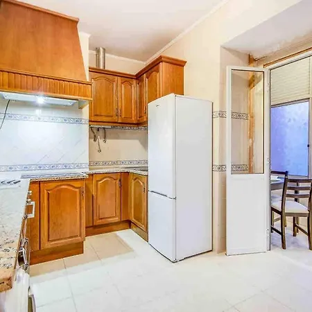 Spacious Alameda